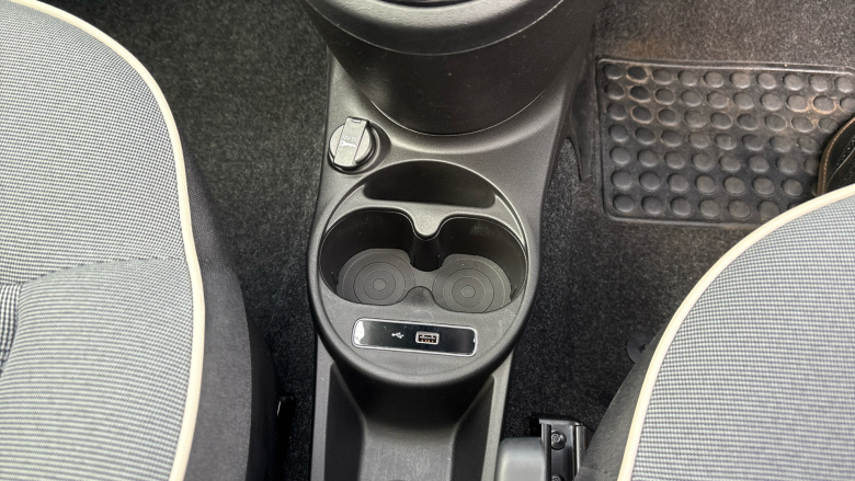 Fiat 500 1.2 Lounge 3dr Petrol Hatchback